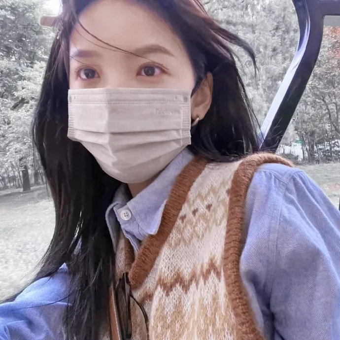 好女三头瞒